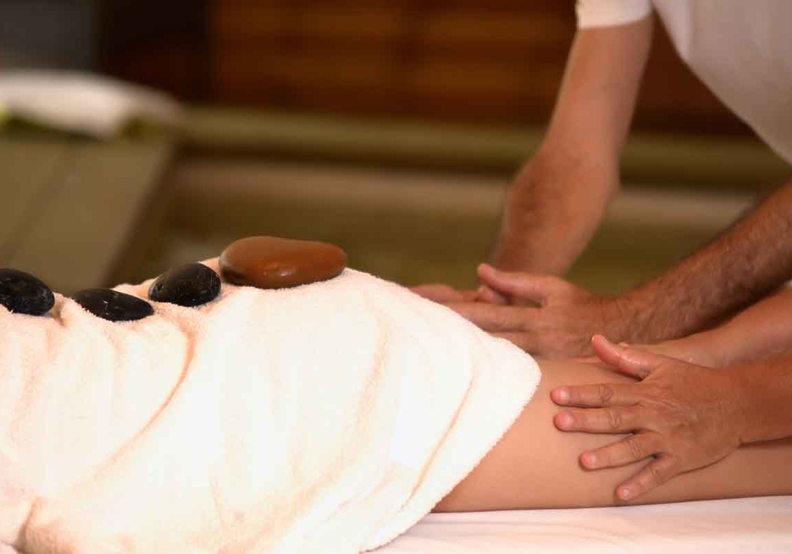 סדנתעיסוי זוגי מסאז ב-4 ידיים